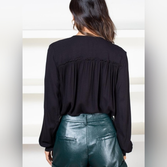 NWT Bobi Los Angeles Split Neck Long Sleeve Blouse Top - Picture 4 of 10